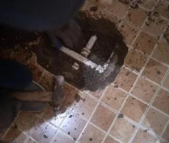 东乡卫生间漏水维修公司为您分享下卫生间渗水如何处理及注意事项