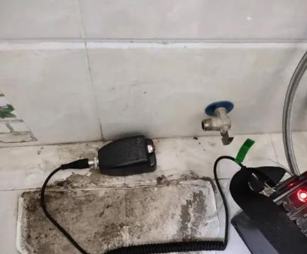 东乡屋顶漏水维修公司分享下卫生间漏水的危害及解决方法